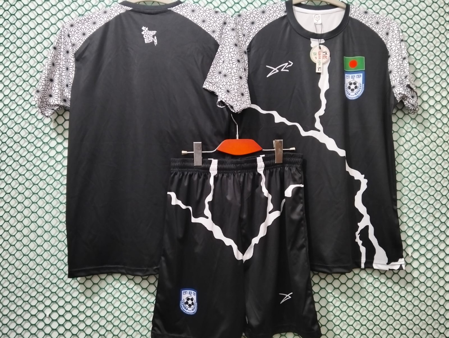 Nwe .Football Spots jersey