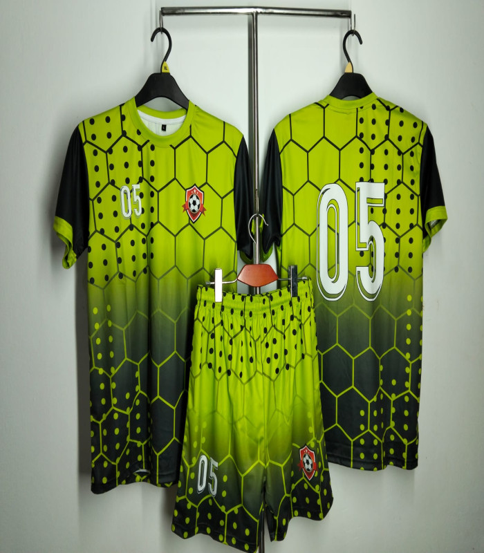 Nwe .Bd.Football Spots jersey